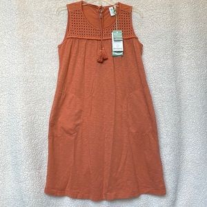 NWT Aventura Seychelles Dress with pockets organic cotton